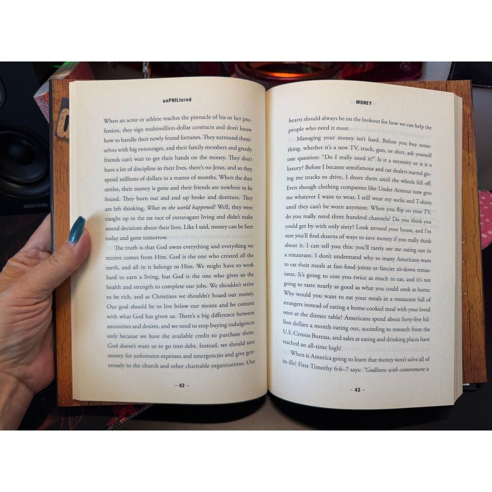 Used: Hardcover Book By Phil Robertson unPHILtered: The Way I See It - Picture 5 of 5